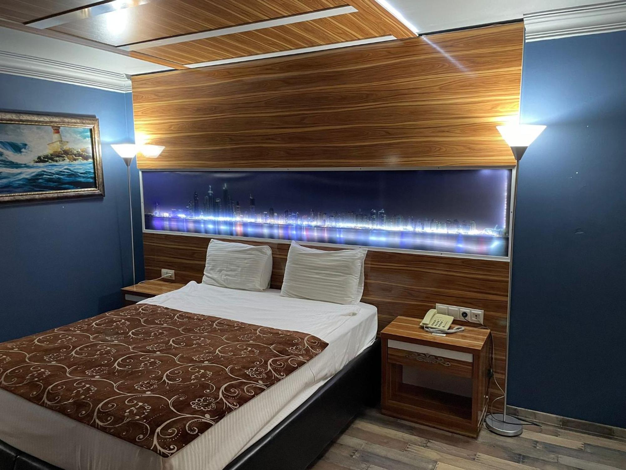 Demosan Hotel 카라만 외부 사진