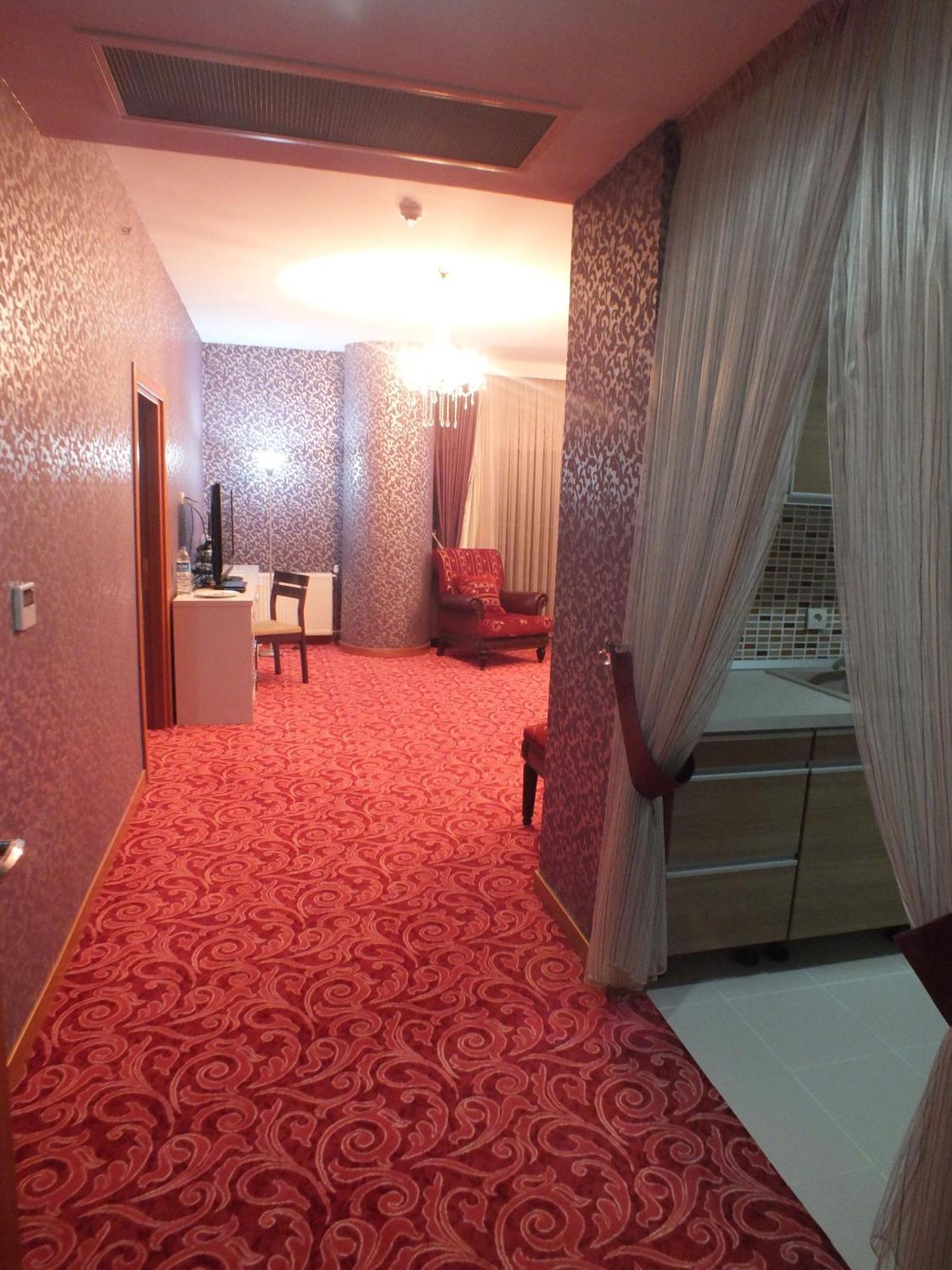 Demosan Hotel 카라만 객실 사진