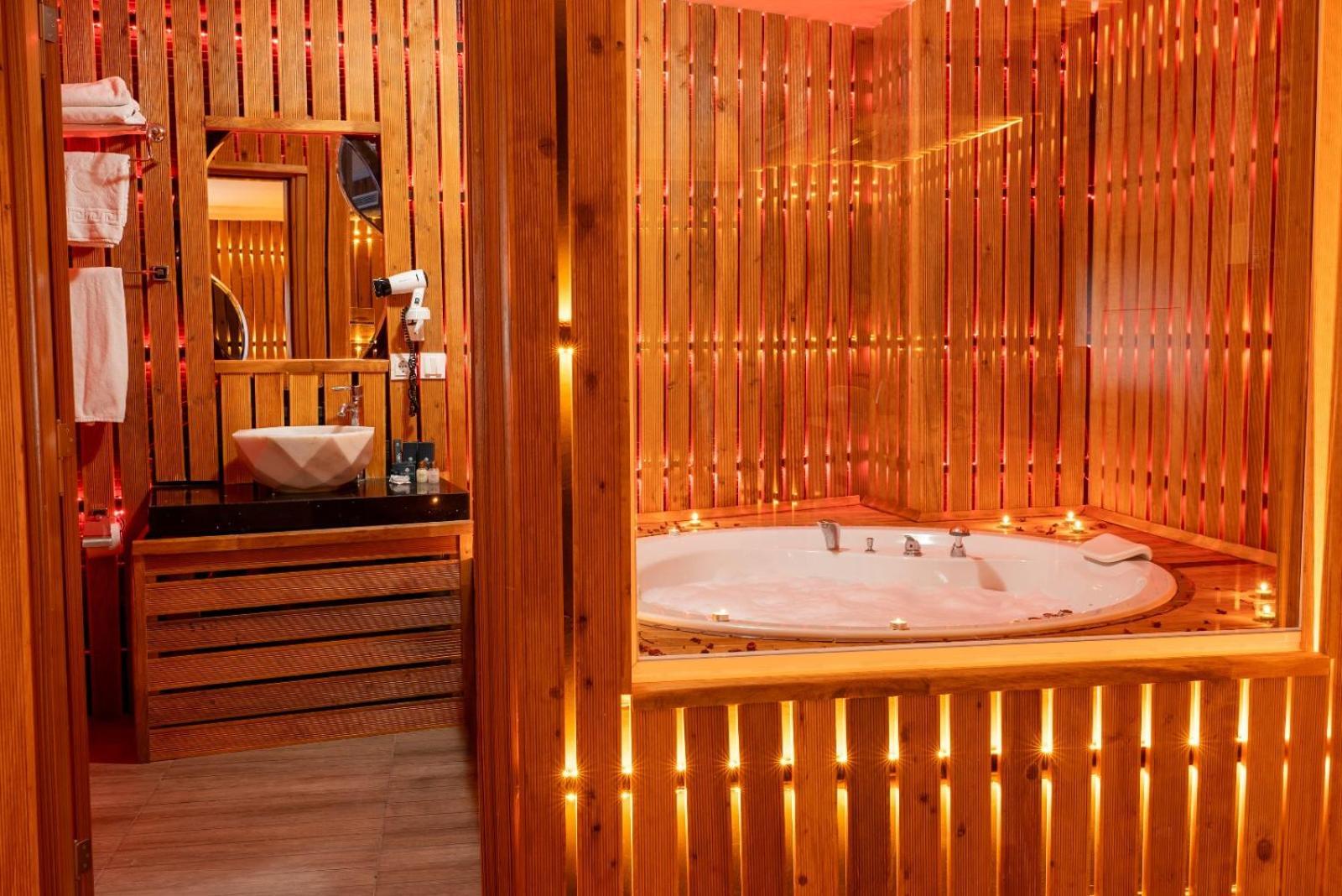 Demosan Hotel 카라만 외부 사진