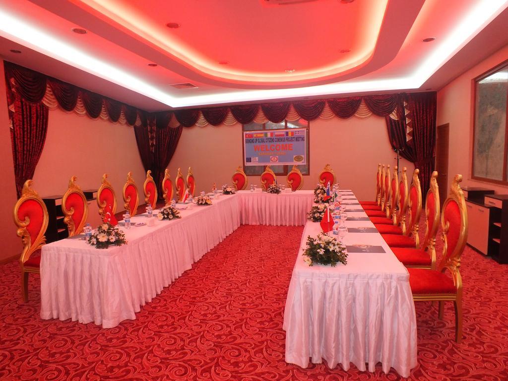 Demosan Hotel 카라만 외부 사진